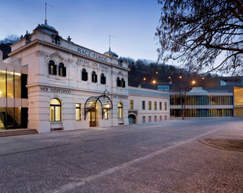 Balnearios de Budapest, Racz
